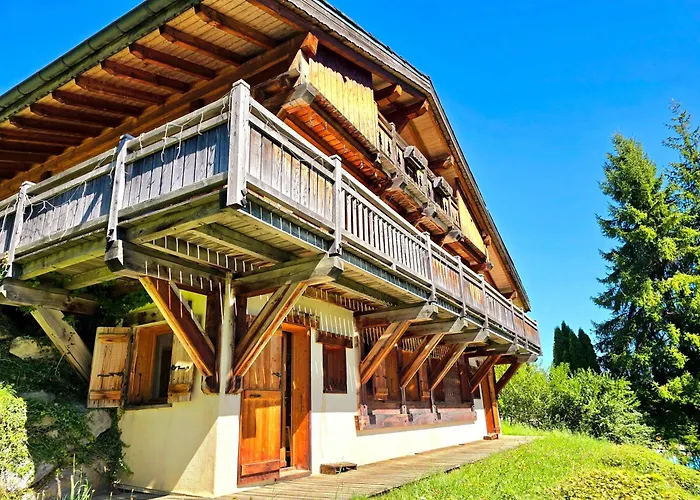 Near Centre Of Megève